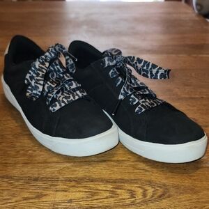 Ryka Viv Classic Black Low Top Sneakers with Patterned Laces
